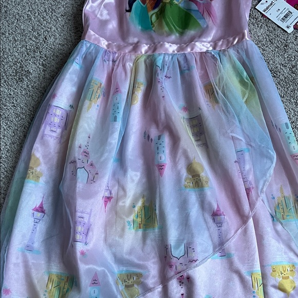 Disney Magical Castle Nightgown in Pastel Rainbow - Size 7/8 - Picture 3 of 6